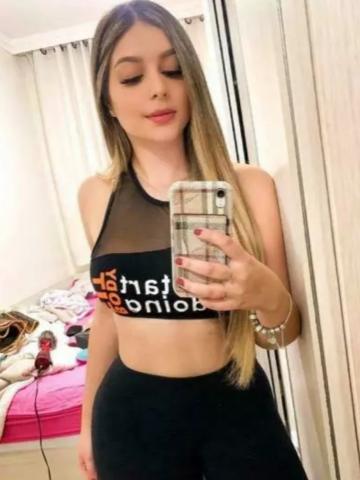 Анастасия Потрясающая Брюнетка фото 2